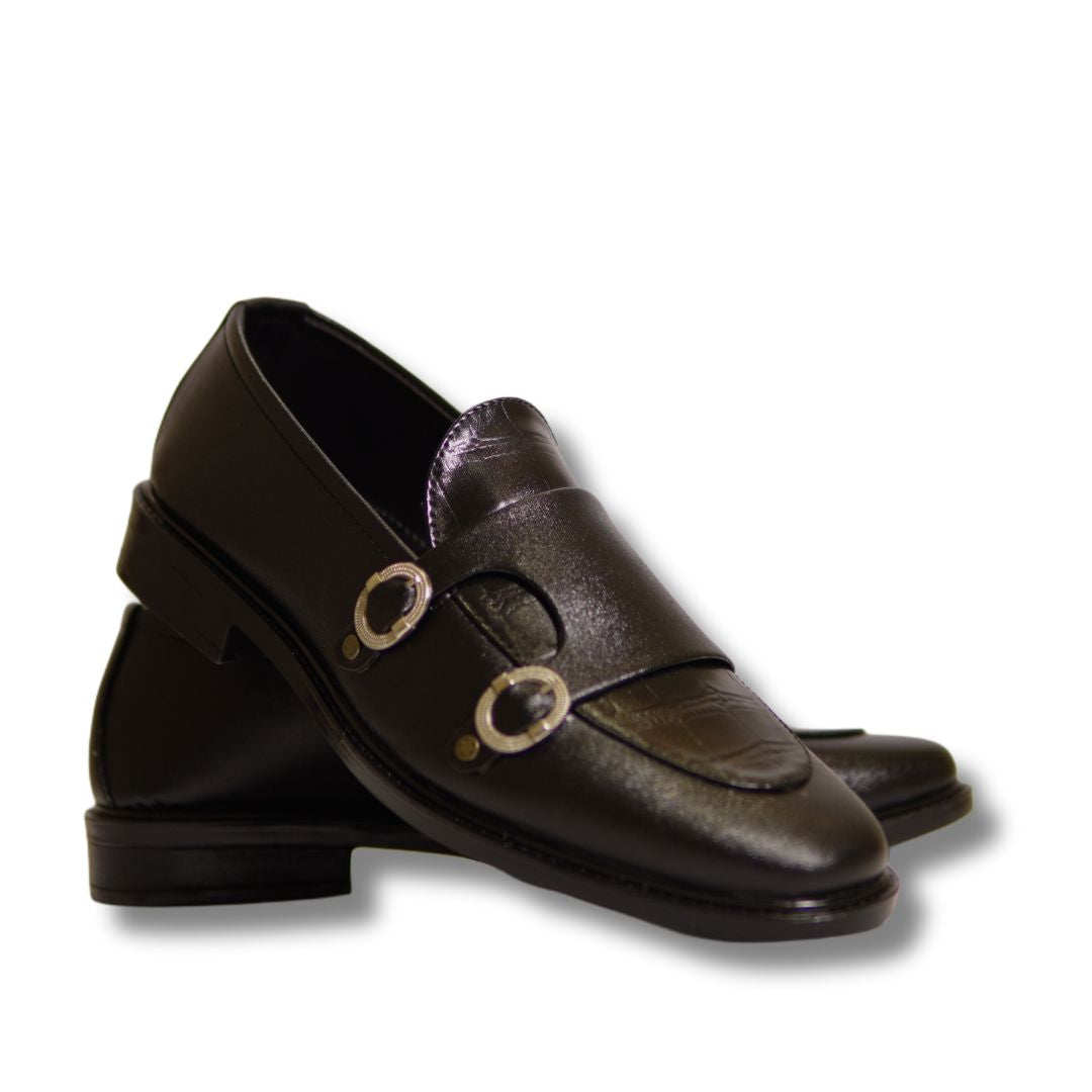 BLACK STRAP LOAFER